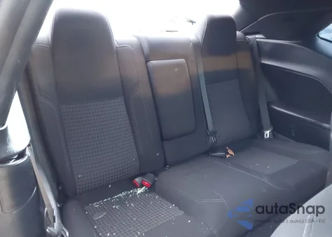 2018 Dodge Challenger Sxt z USA, uszkodzony, nr VIN 2C3CDZAG7JH317860